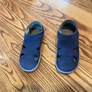 Ten little kids/toddler size 12.5